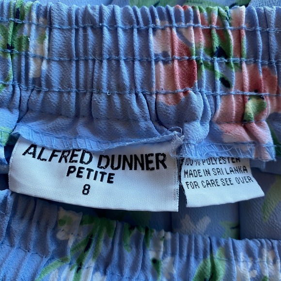 Vintage Skirt 8 Petite 90s Floral Pleated Midi Cottagcore Coquette soft feminine - Picture 4 of 5